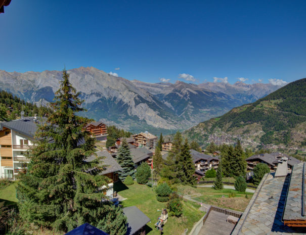 Summer view over La Tzoumaz
